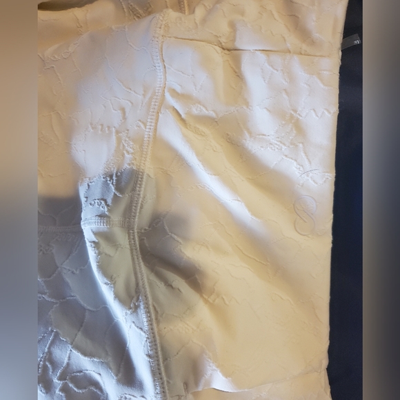 Cream Jaquard Leggin - Picture 3 of 4